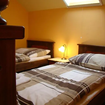 Bastion Bed & Breakfast 3*