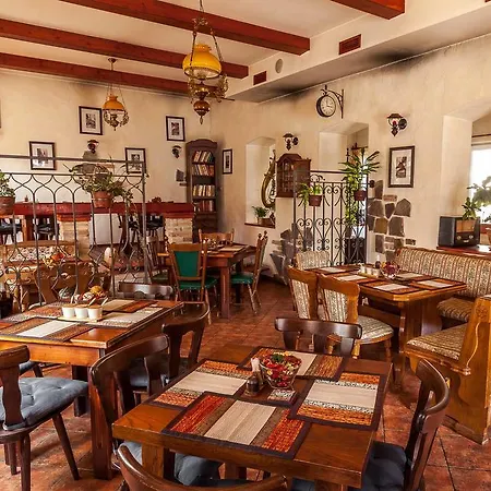 Bastion Nocľah s raňajkami